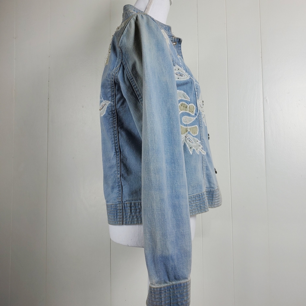 Christopher & Banks jean jacket with floral embroidery size small - Picture 7 of 12